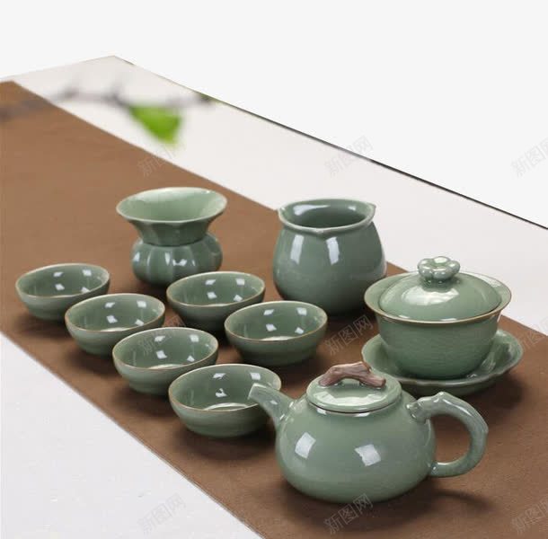 龙泉青瓷功夫茶具png免抠素材_新图网 https://ixintu.com 产品实物 功夫茶具 日用百货 茶壶配件 青瓷 龙泉