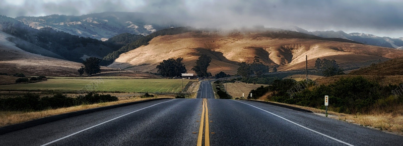 天空远山公路背景jpg设计背景_新图网 https://ixintu.com 海报banner 摄影 风景 天空远山公路背景