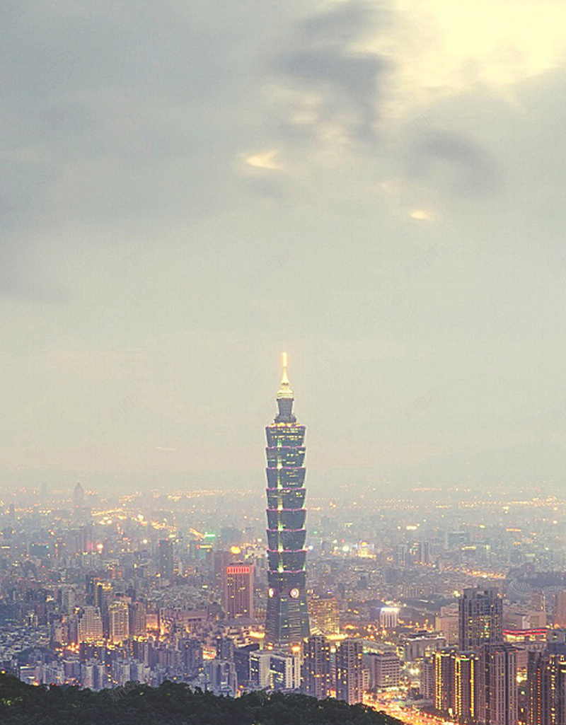 繁华城市APP手机端H5背景jpg设计背景_新图网 https://ixintu.com APP手机端 H5背景 城市 城市繁华 建筑 手机背景 日出 繁华 高楼大厦