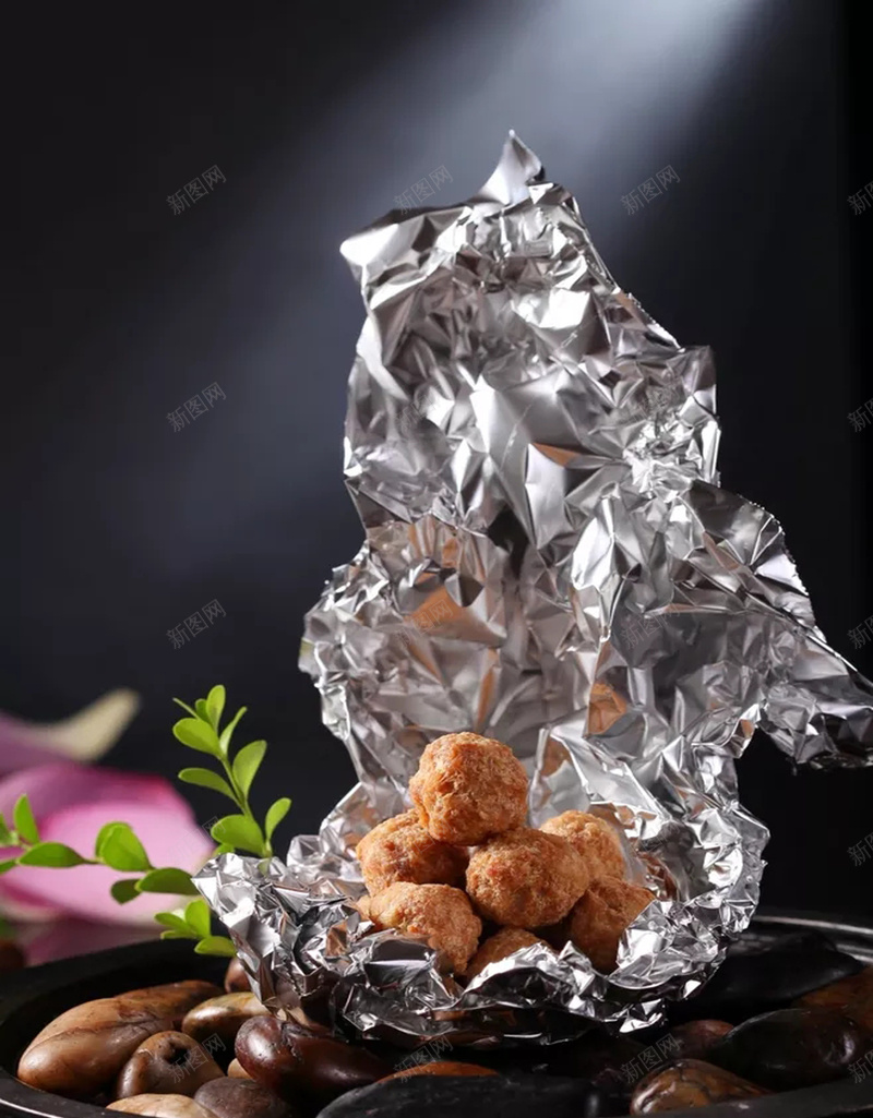 美食宣传海报设计psd设计背景_新图网 https://ixintu.com 坚果 宣传 广告 拍摄 美食 灰色调 质感 花生