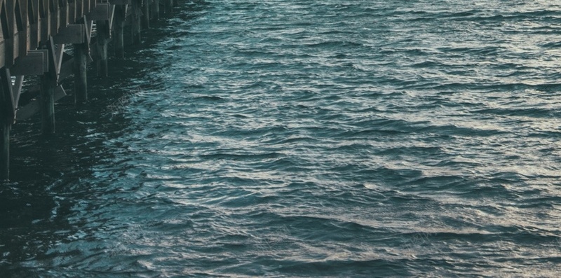 黄昏的海边jpg设计背景_新图网 https://ixintu.com 海边 黄昏 黎明 浪漫 美景 忧伤 摄影 风景