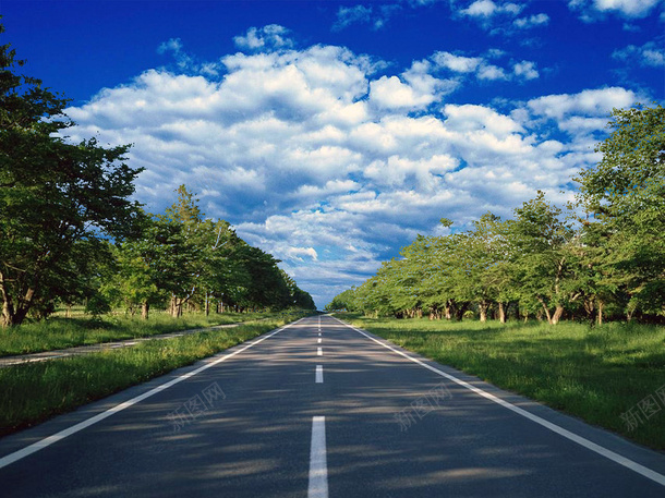 背景蓝天道路PNGpng免抠素材_新图网 https://ixintu.com 背景 蓝天 道路 PNG