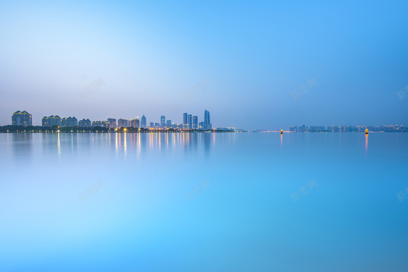 大V宝剑地产质感豪宅综合体写字楼热销劲销人气刷屏系jpg设计背景_新图网 https://ixintu.com 大宝 宝剑 地产 质感 豪宅 综合体 写字楼 热销 劲销 人气 刷屏