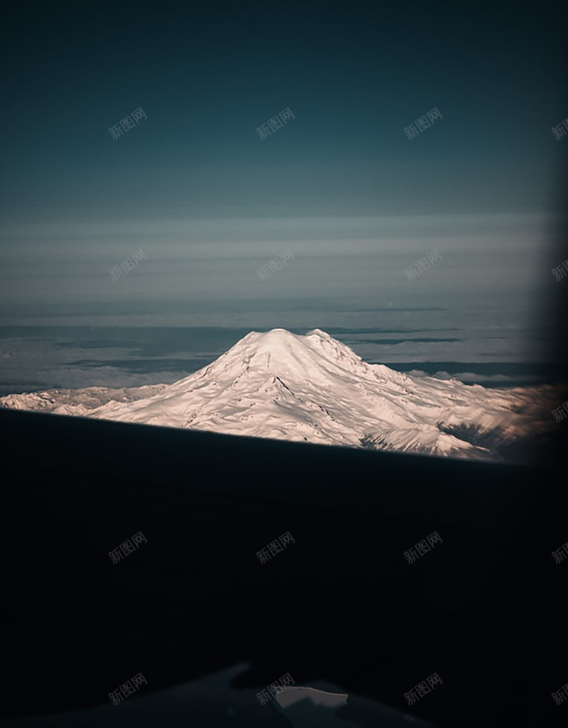 山脉雪山摄影背景jpg设计背景_新图网 https://ixintu.com 山岚 山脉 摄影 背景 雪山
