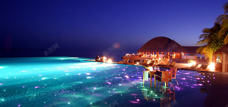 浪漫海边夜晚bannerjpg设计背景_新图网 https://ixintu.com 夜晚 泳池 浪漫 海边 灯光 海报banner 梦幻