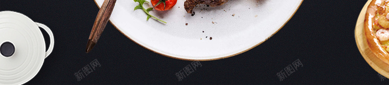 黑色简约西餐海报jpg设计背景_新图网 https://ixintu.com 简约风格 牛排 西餐 餐饮 黑色 美食 叶子 西红柿 辣椒 美味