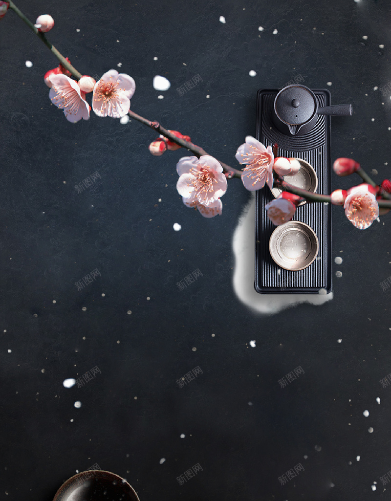 茶水质感黑色茶道梅花中国风背景jpg设计背景_新图网 https://ixintu.com 中国风 家居 茶叶 茶壶 茶道 中国风茶道 茶具 茶文化 梅花 复古 海报 开心