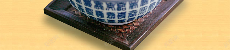 中国传统腊八节吃粥节日海报jpg设计背景_新图网 https://ixintu.com 橱窗海报 腊八广告 腊八海报 腊八节 腊八 腊八专题 腊八素材 腊八快乐 节日素材 腊八佳节 农历腊月 腊八粥海报 腊八吃粥 中国 海报 节日