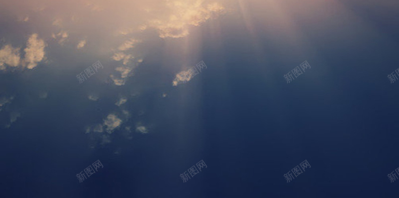 夕阳摄影H5素材jpg设计背景_新图网 https://ixintu.com 阳光 落日 大海 渔船 海水 云彩 夕阳素材 摄影 风景
