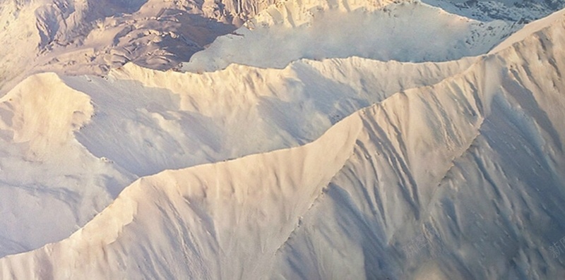 星空下的雪山H5背景jpg设计背景_新图网 https://ixintu.com 星空 渐变 简约 背景 雪山
