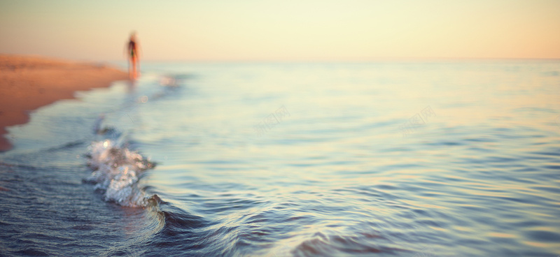 海浪背景jpg设计背景_新图网 https://ixintu.com 海浪 海边 大海 背影 海报banner 摄影 风景