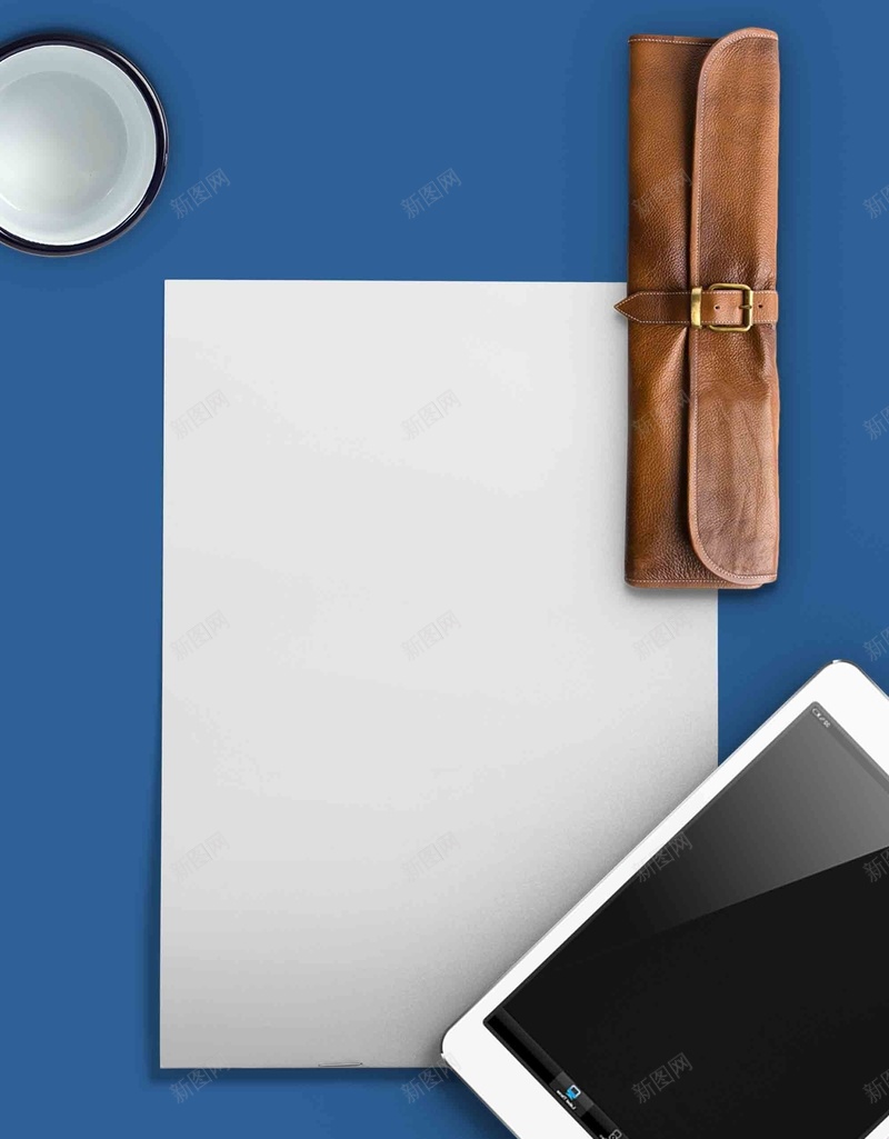 现代商务办公文具教育开学笔记广告背景psd设计背景_新图网 https://ixintu.com CD 产品广告 商品广告 广告 开学季 教育背景 数码广告 数码背景 文具 电脑 相机 笔记本 背景教育