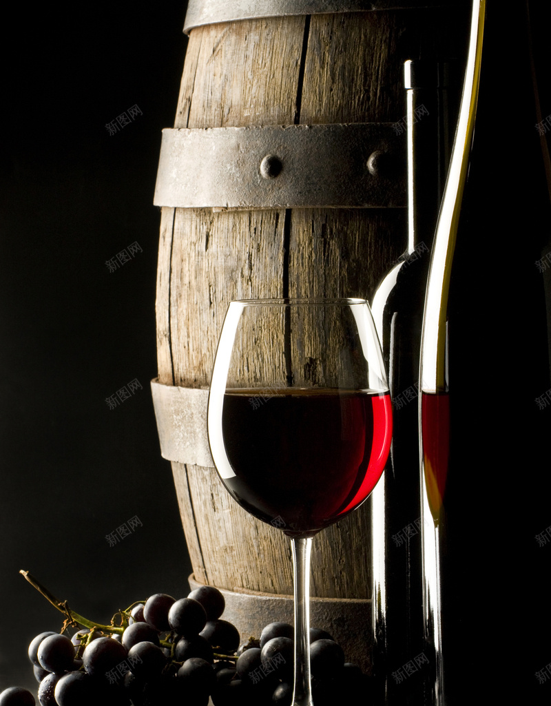 葡萄酒海报背景jpg设计背景_新图网 https://ixintu.com 葡萄酒 红酒 木桶 红酒杯 葡萄酒瓶 高清图片 jpg格式 300dpi 大气