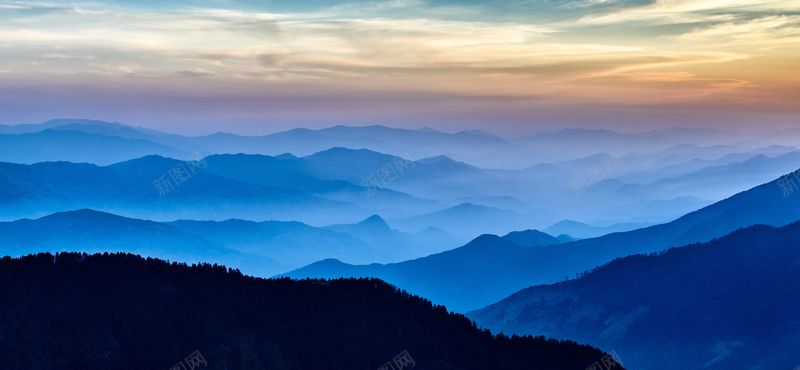 大气山脉大自然风景摄影平面广告jpg设计背景_新图网 https://ixintu.com 大气 山脉 大自然 风景 景色 摄影 平面广告 唯美