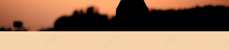 去寻找诗与远方海报psd设计背景_新图网 https://ixintu.com 说走就走的旅行 旅游海报 暑期旅游 毕业旅行 说走就走 人物剪影 鸟 夕阳 寻找诗与远方