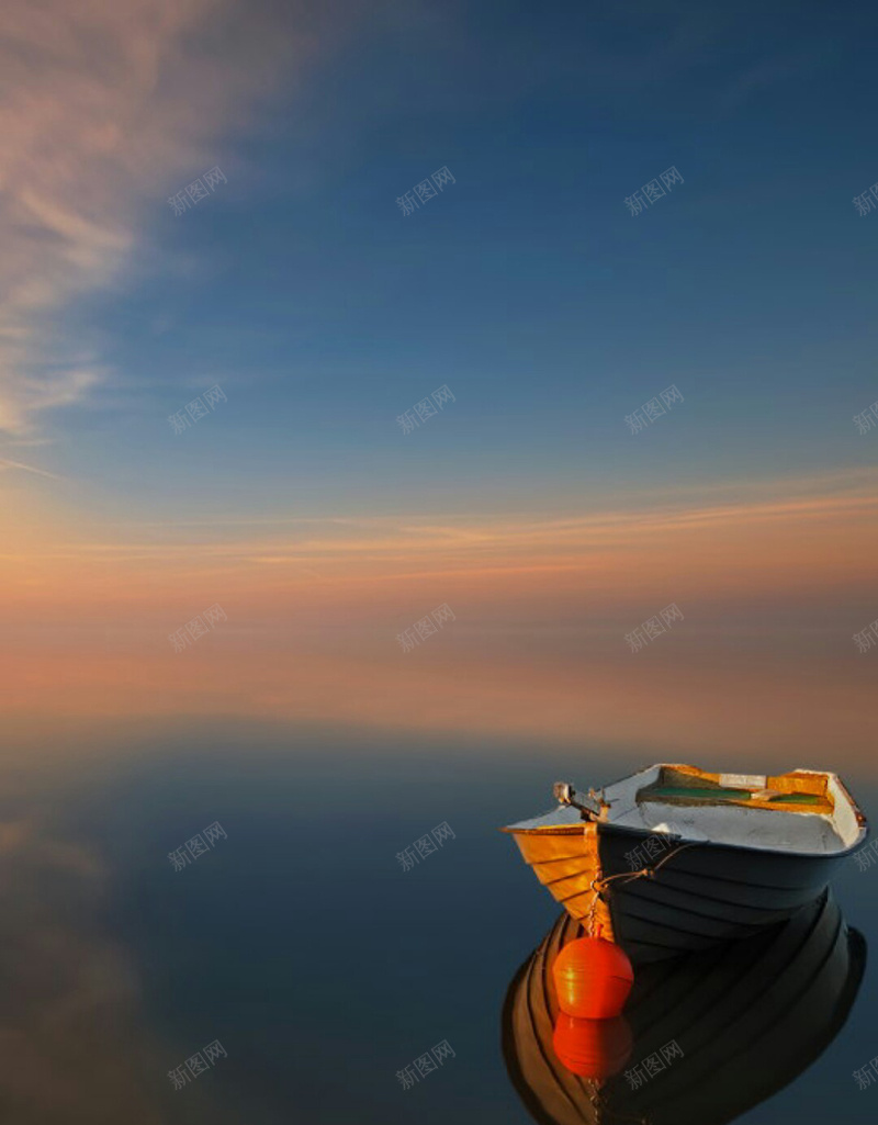 大气简约河面风光H5背景素材jpg设计背景_新图网 https://ixintu.com 大气 简约 河面 风光 船只 晚霞 H5 幸福 温暖 摄影 风景