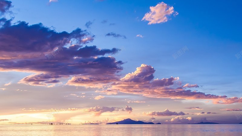 天空云水手表护肤品水jpg设计背景_新图网 https://ixintu.com 云 天空 手表 护肤品 水