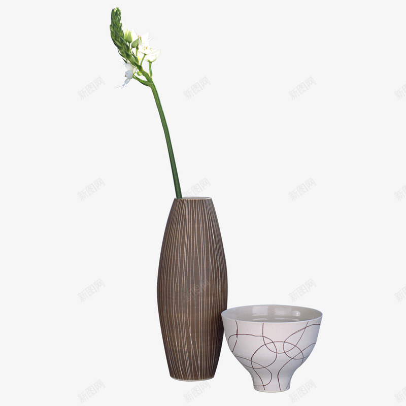 花瓶简图png免抠素材_新图网 https://ixintu.com 卡通 手绘 插花 棕色 白色 简图 绿色 花纹