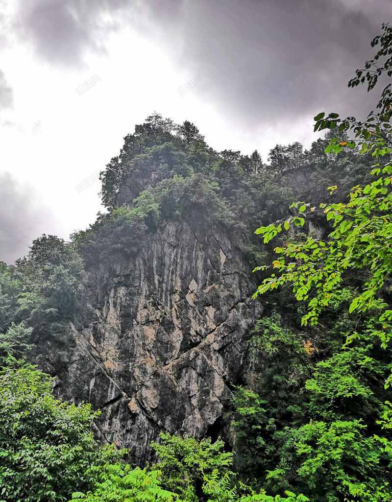 神农架旅游胜地png免抠素材_新图网 https://ixintu.com 养生 湖北旅游 避暑胜地 风景如画 高山
