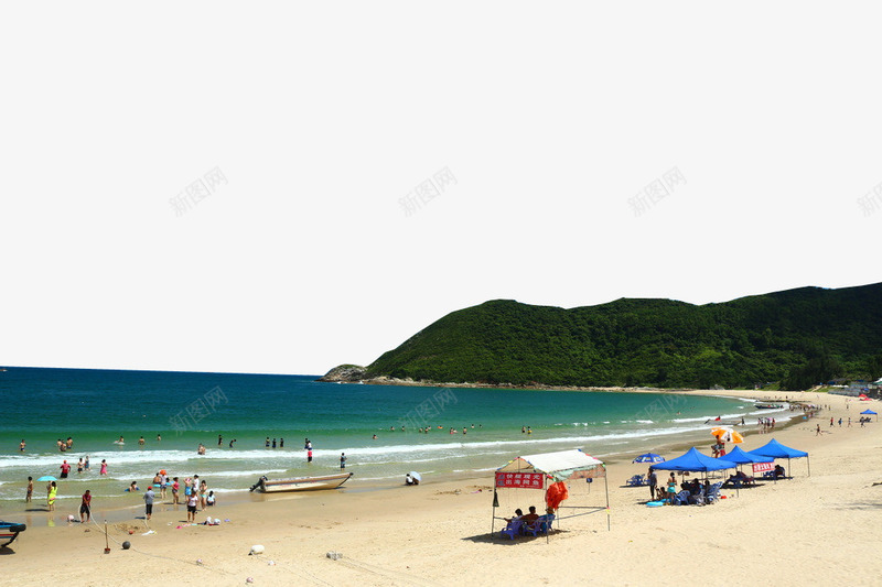 热闹沙滩png免抠素材_新图网 https://ixintu.com 人物 休闲 大海蓝天 小山 帐篷