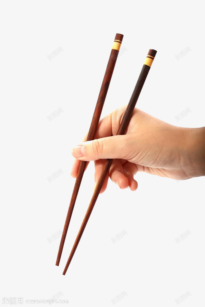 手拿筷子png免抠素材_新图网 https://ixintu.com 夹东西 实物图 手拿筷子 手握筷子 褐色筷子