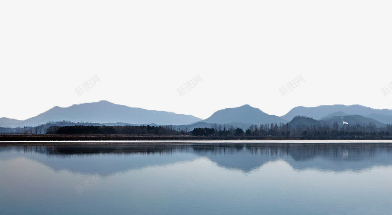 蓝色湖水png免抠素材_新图网 https://ixintu.com 倒影 山 湖水 蓝色 风景
