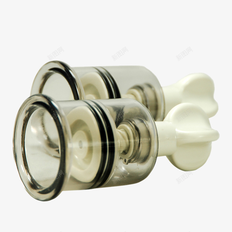两个拔罐器特写png免抠素材_新图网 https://ixintu.com a 中医 传统 医药 器具 器械 拔罐 按摩 治疗 玻璃拔罐 玻璃拔罐器 理疗 用品 真空