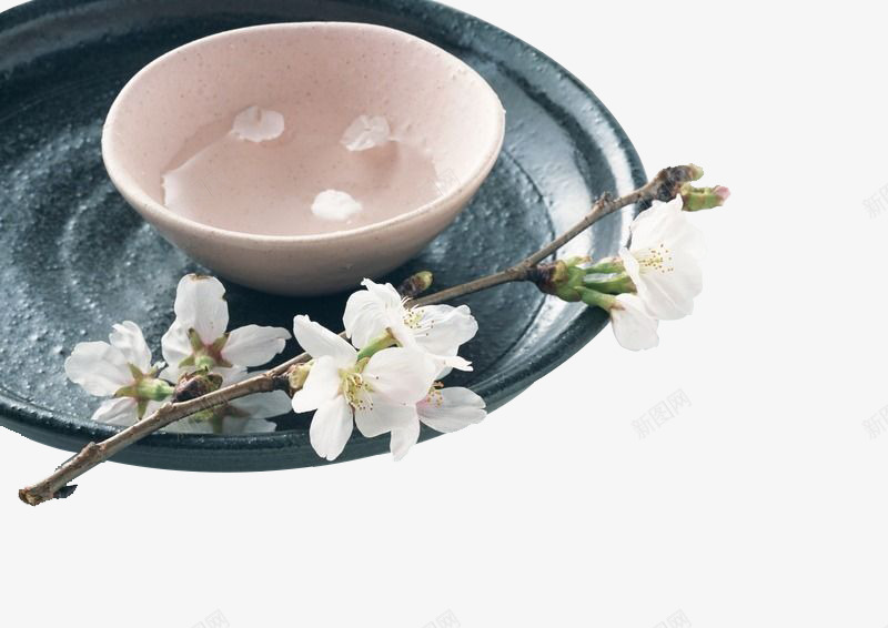 茶具和花png免抠素材_新图网 https://ixintu.com 中国风 唯美 文艺 水 花 茶杯