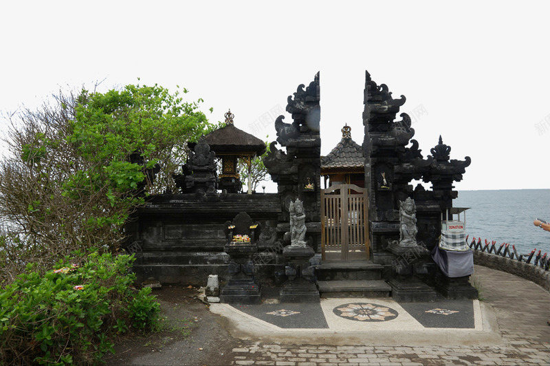 巴厘岛之海神庙png免抠素材_新图网 https://ixintu.com 大海风景 巴厘岛 度假圣地 旅游 海岸风景 海景 海洋风景 美丽景色 美丽风光 美丽风景 美景大海 蓝色海面 风景摄影