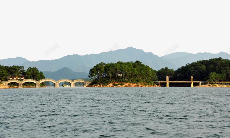千岛湖png免抠素材_新图网 https://ixintu.com 名胜古迹 图片 地方景点 实物图 摄影图 桥 湖水 湖畔 自然景观 高清图片 魅力千岛湖