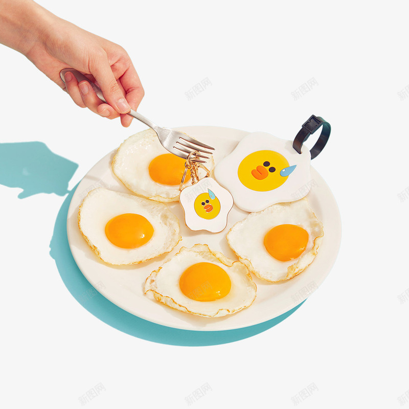 美味的荷包蛋png免抠素材_新图网 https://ixintu.com 手 投影 蛋黄 钥匙扣 黄色