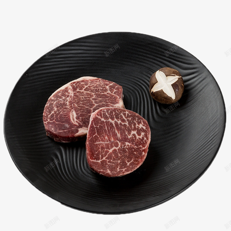 盘子里的两块牛肉png免抠素材_新图网 https://ixintu.com PNG 产品实物 新鲜 牛肉 精选