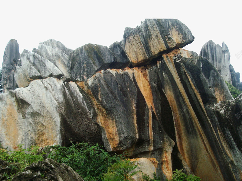 自然风景区大山png免抠素材_新图网 https://ixintu.com 大山 山 景区 景色 景观 石头 碧水蓝天 自然景观 自然风景 苍山 蓝天白云 风景 风景区