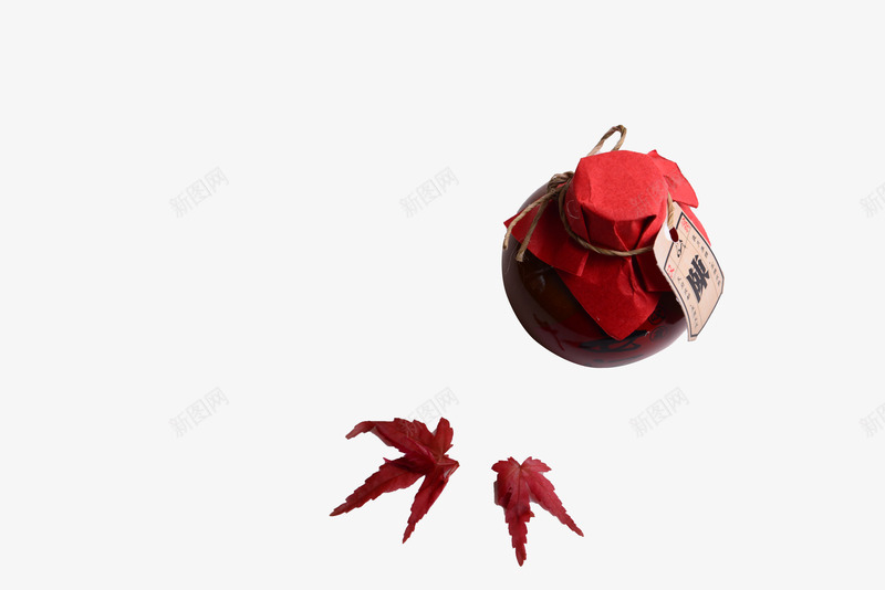 酒png免抠素材_新图网 https://ixintu.com 坛子 枫叶 红色 酒