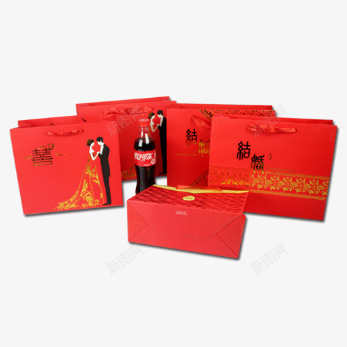 红色礼品袋png免抠素材_新图网 https://ixintu.com 中国红 中国风礼品袋 古典花纹 可口可乐 囍 婚庆 婚庆礼品袋 婚庆礼品袋免抠 礼品袋 红色 结婚 结婚礼品袋 袋子