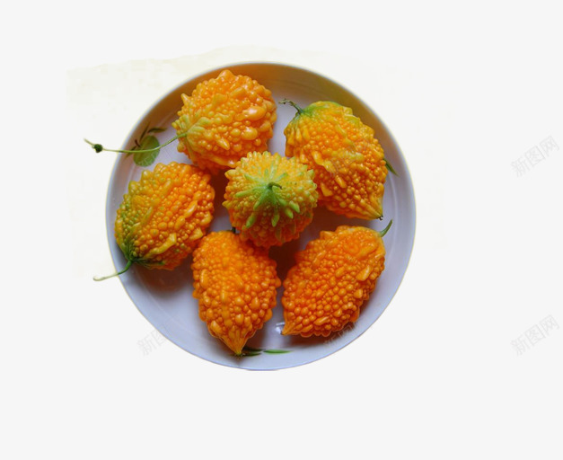 盘子中的赖葡萄片png免抠素材_新图网 https://ixintu.com 富含维生素A 新鲜的赖葡萄 药材 葫芦科植物 金铃子