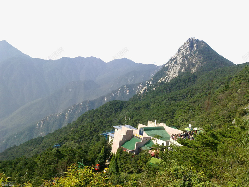 美丽景区庐山png免抠素材_新图网 https://ixintu.com 大好河山 庐山 房子 重峦叠嶂 高山