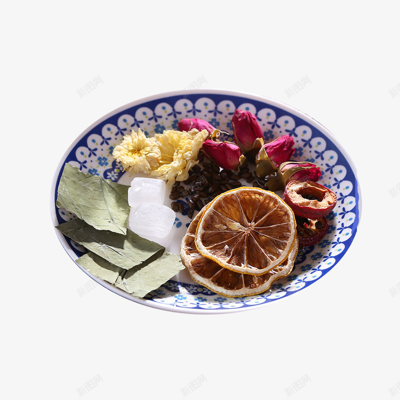 产品实物柠檬玫瑰荷叶茶一盘png免抠素材_新图网 https://ixintu.com 优质 养生 养生花茶 冲饮 干花 植物 清香 滋补 玫瑰荷叶茶 美容 花茶 花草茶 荷叶 饱满