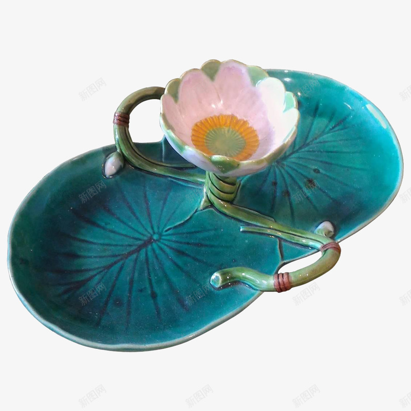 莲花荷叶古典装饰品png免抠素材_新图网 https://ixintu.com 中国风 古典 荷叶 莲花 装饰品