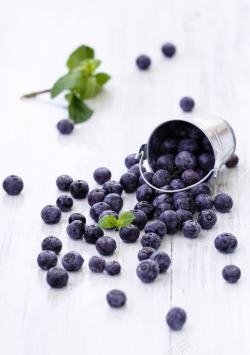 新鲜水果边框紫色水果蓝莓绿叶高清图片