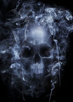 烟雾缭绕图片烟雾骷髅图案高清图片