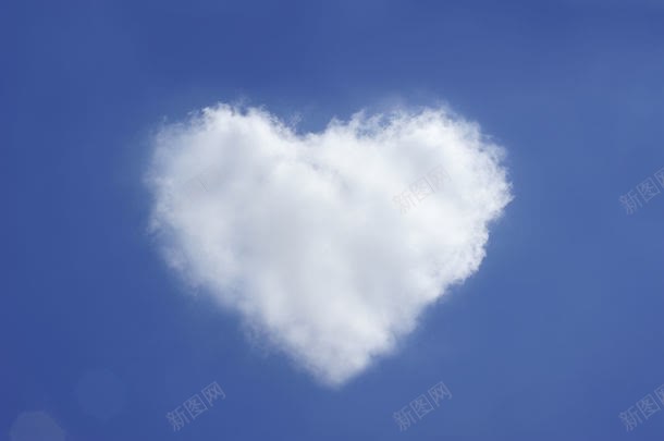 爱心云朵jpg设计背景_新图网 https://ixintu.com 其它类别 图片素材 天空 心形云朵 情人节主题 爱心云朵 爱心云朵图片 爱心云朵图片素材下载 爱心动态背景 白云 背景花边 蓝天
