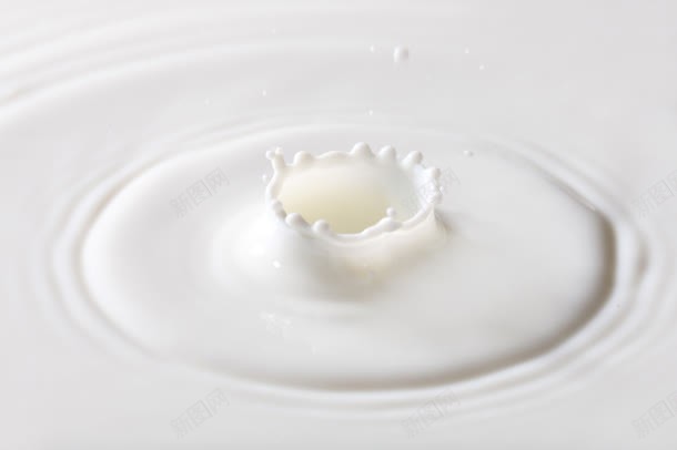 溅起来的牛奶水花jpg设计背景_新图网 https://ixintu.com 水花 牛奶 起来