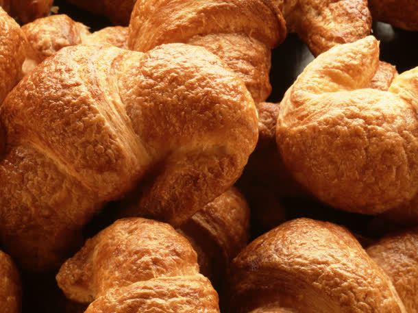 牛角面包烘培早餐jpg设计背景_新图网 https://ixintu.com 早餐 牛角 面包