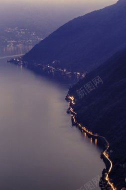 意大利科莫湖夜景背景