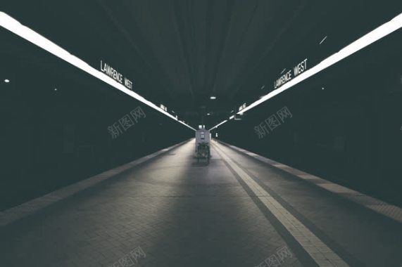 灰色孤独的隧道公路背景