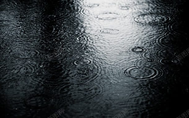 下雨水滴雨水黑色街道jpg设计背景_新图网 https://ixintu.com 下雨 水滴 街道 雨水 黑色 黑色底图