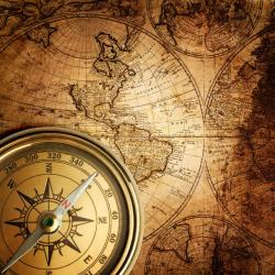 藏宝图纸张指南针与世界地图高清图片