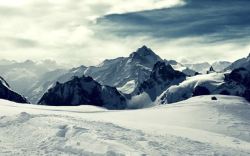 山顶眺望雪山山顶眺望海报背景高清图片