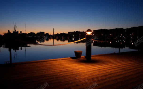 日落河岸木桥海报背景背景